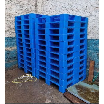 Pallets Plasticos usados 110x110x15cm Azules